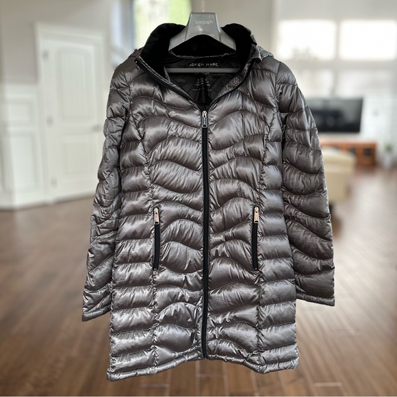 Andrew Marc Packable Lightweight Premium Down
